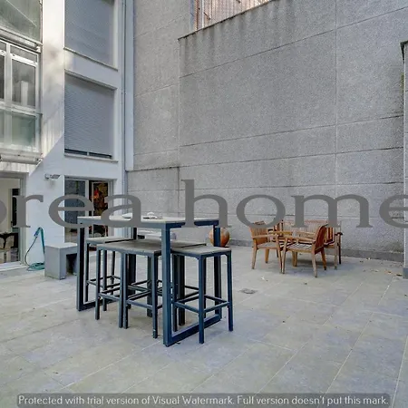 Apartment La Madame On La Concha Beach, Seaview
