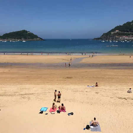 La Madame On La Concha Beach, Seaview Apartment San Sebastian